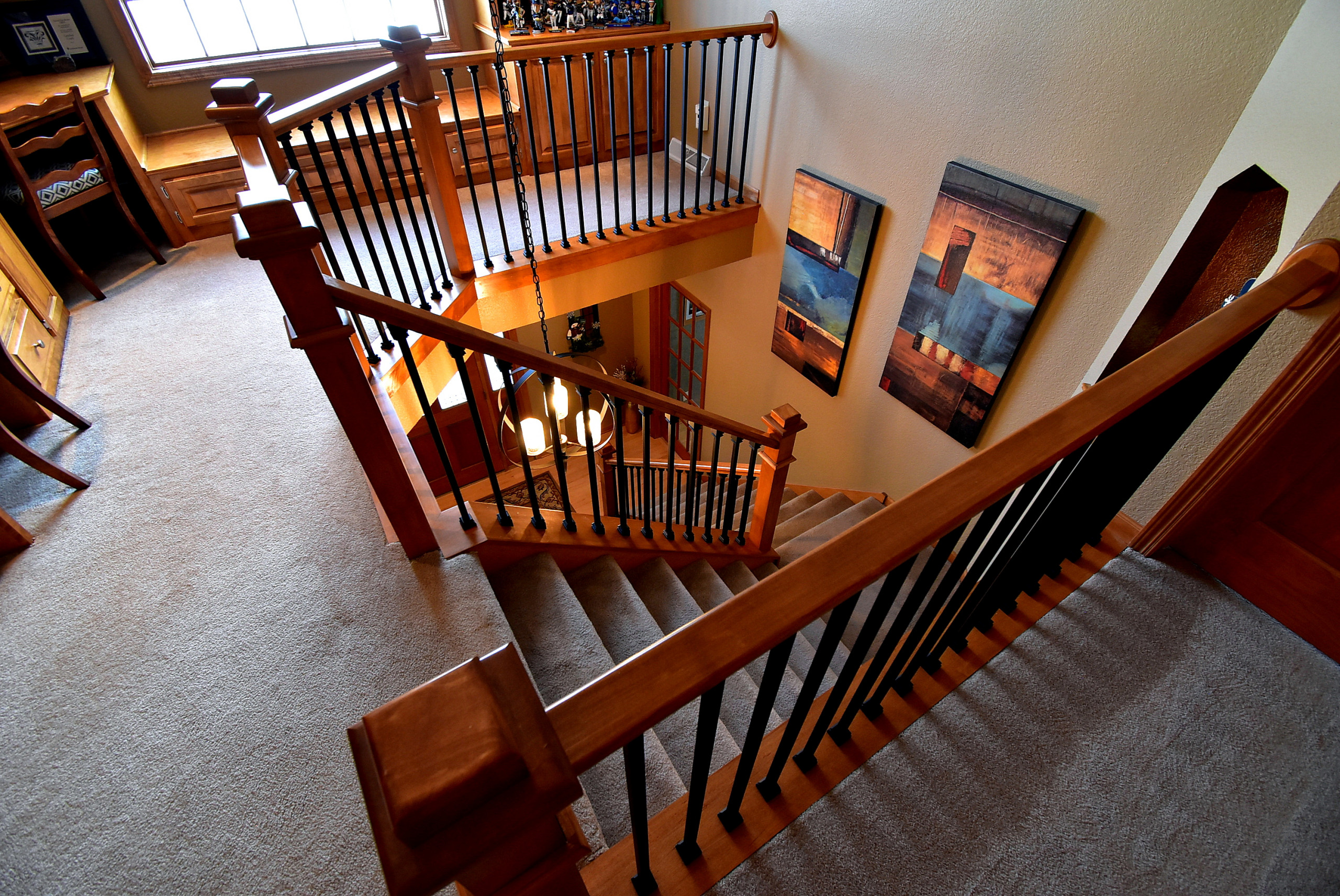 New Berlin Residence - Updated Handrail