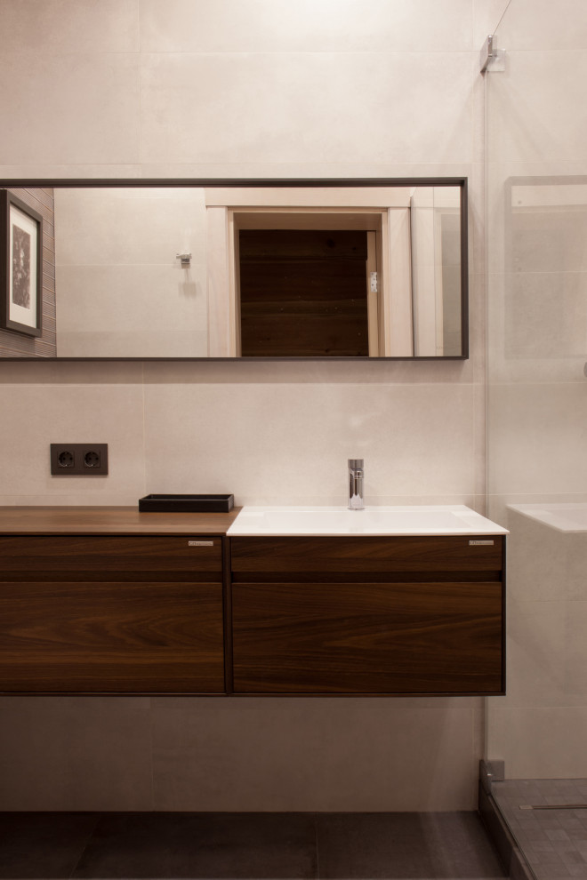 Изба с современным наполнением