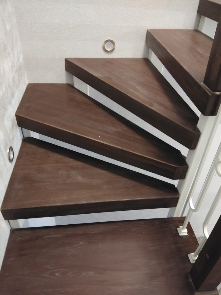 Лестница на металле