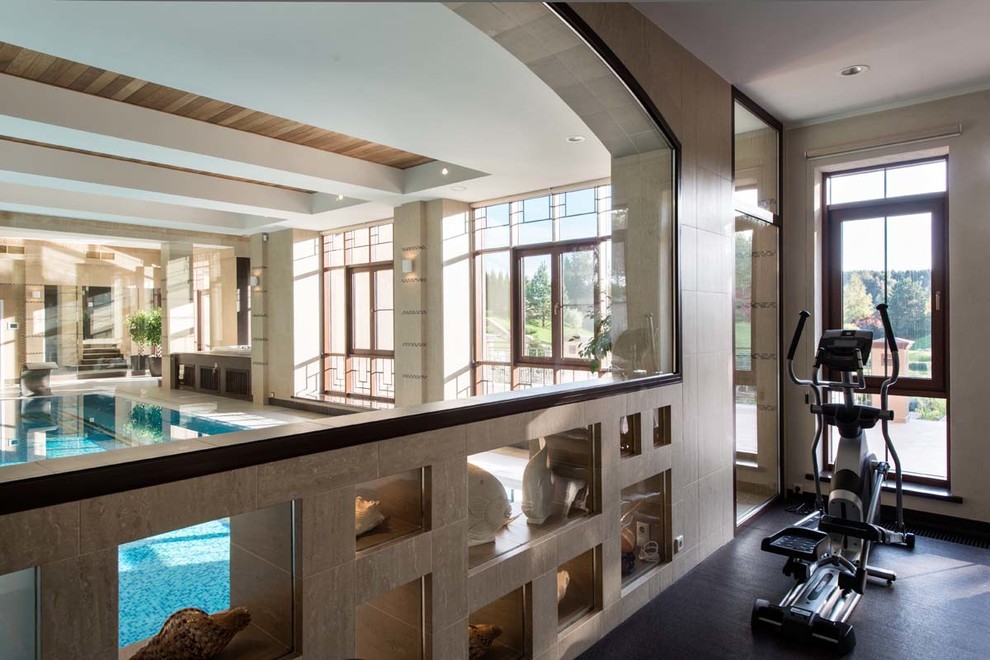 Частный бассейн в загородном доме