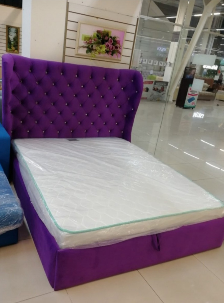 Кровати с мягким изголовьем