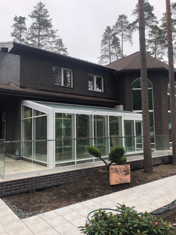 Зимний сад белый