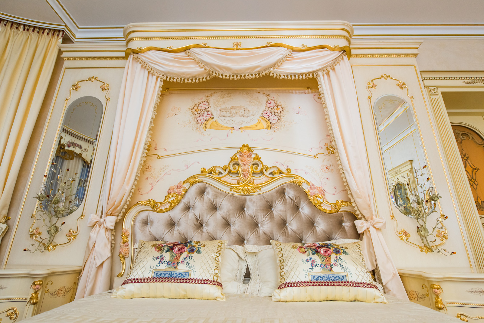 Спальня в классическом стиле