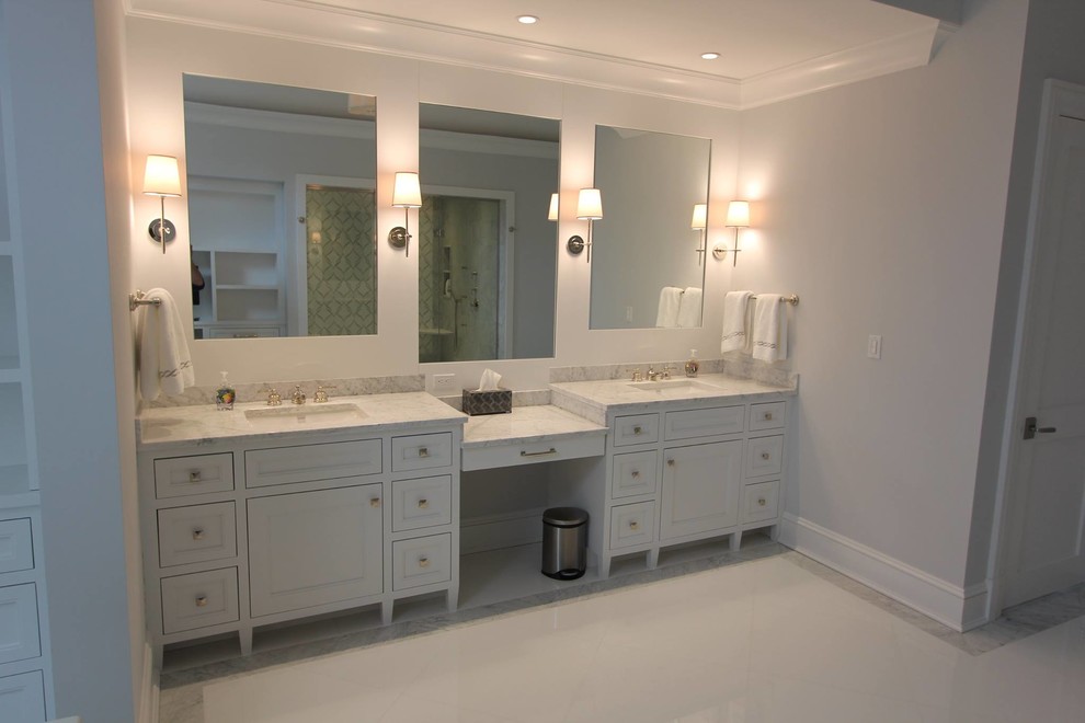 Inspiration for a large contemporary bathroom remodel in New York