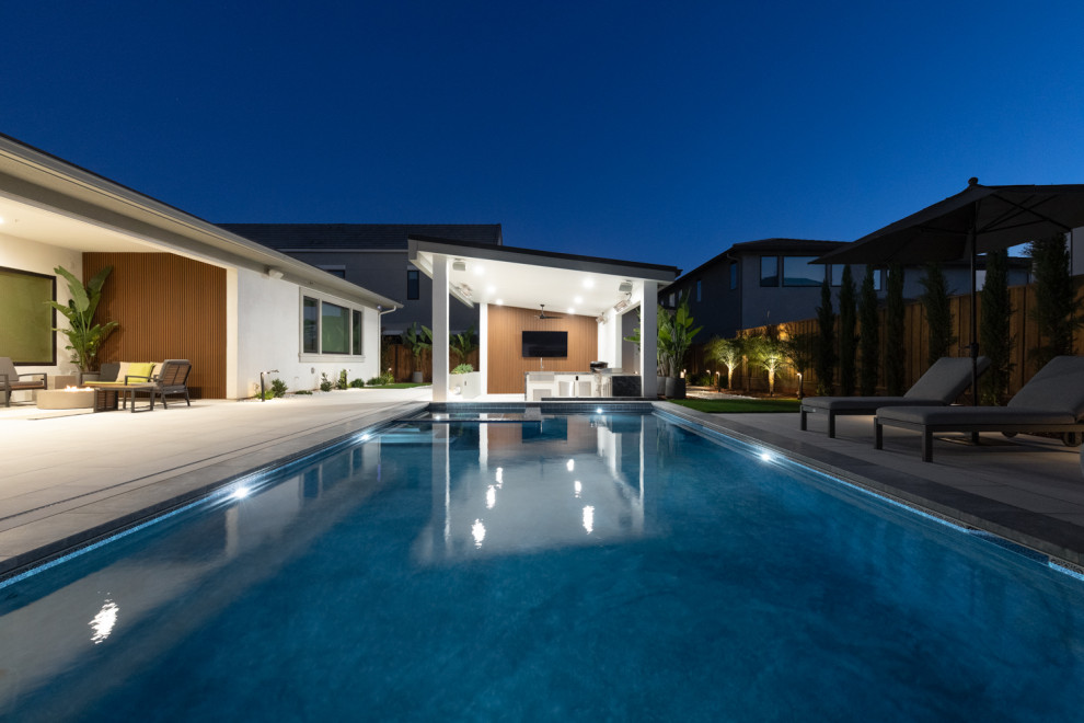 Borello Estates - Pool Party Place
