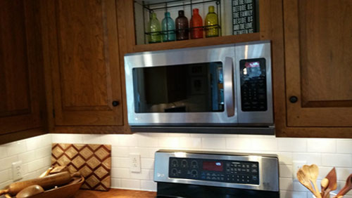 Example of a classic home design design in Cincinnati