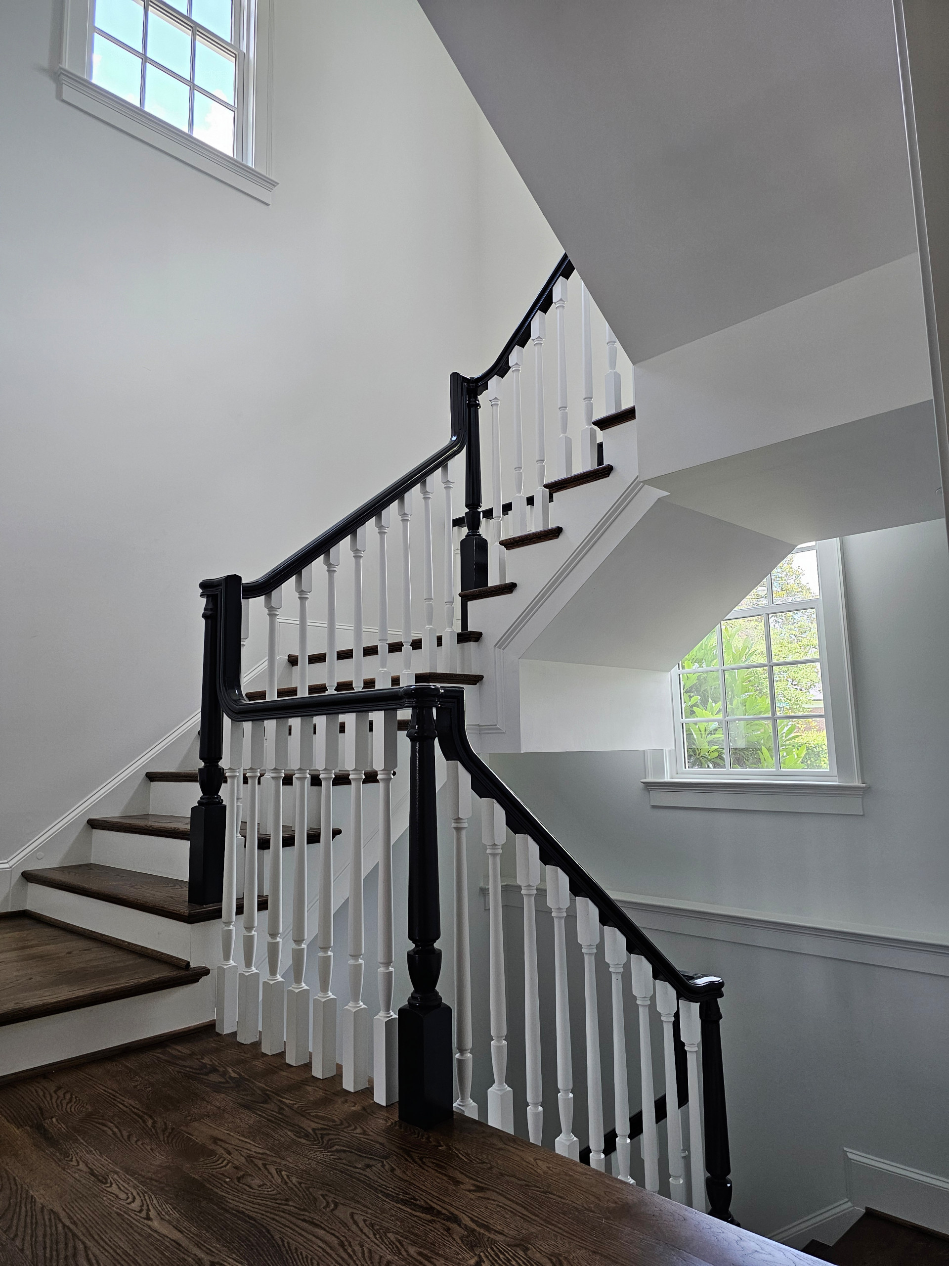 121_Elegant Floating Staircase, Chevy Chase, MD 20815