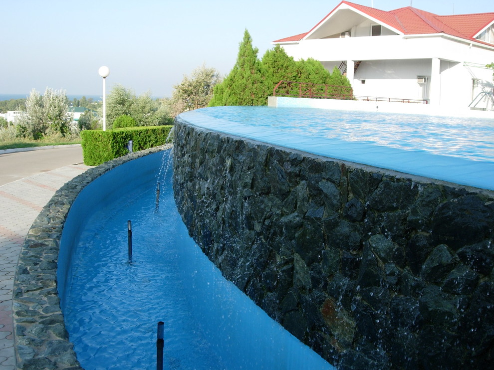 Бассейны уличные