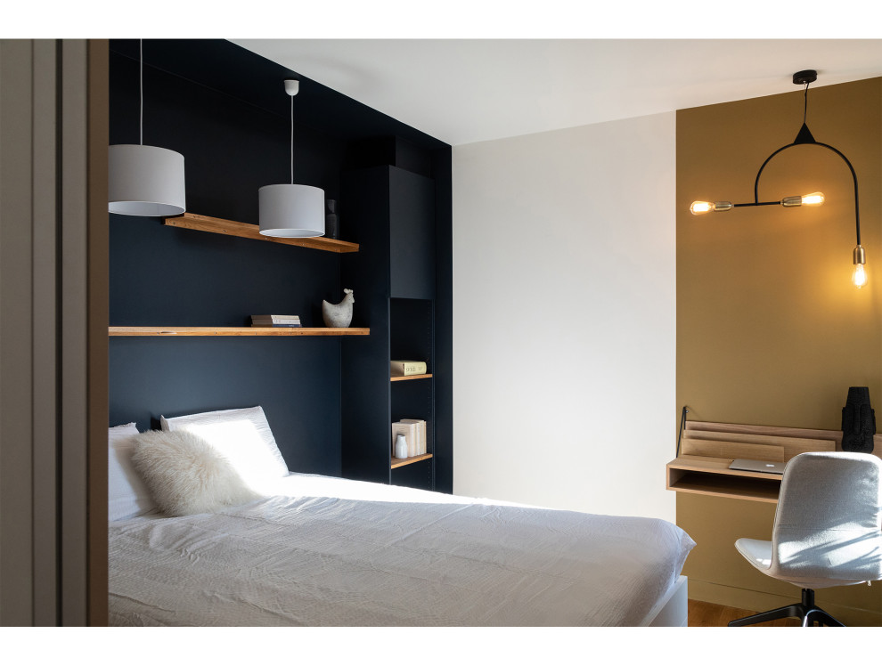 Kleines Modernes Schlafzimmer in Paris