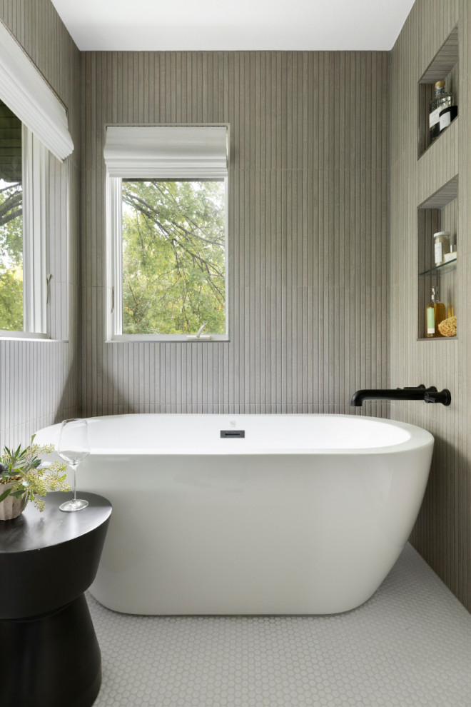 Bathroom photo in Minneapolis