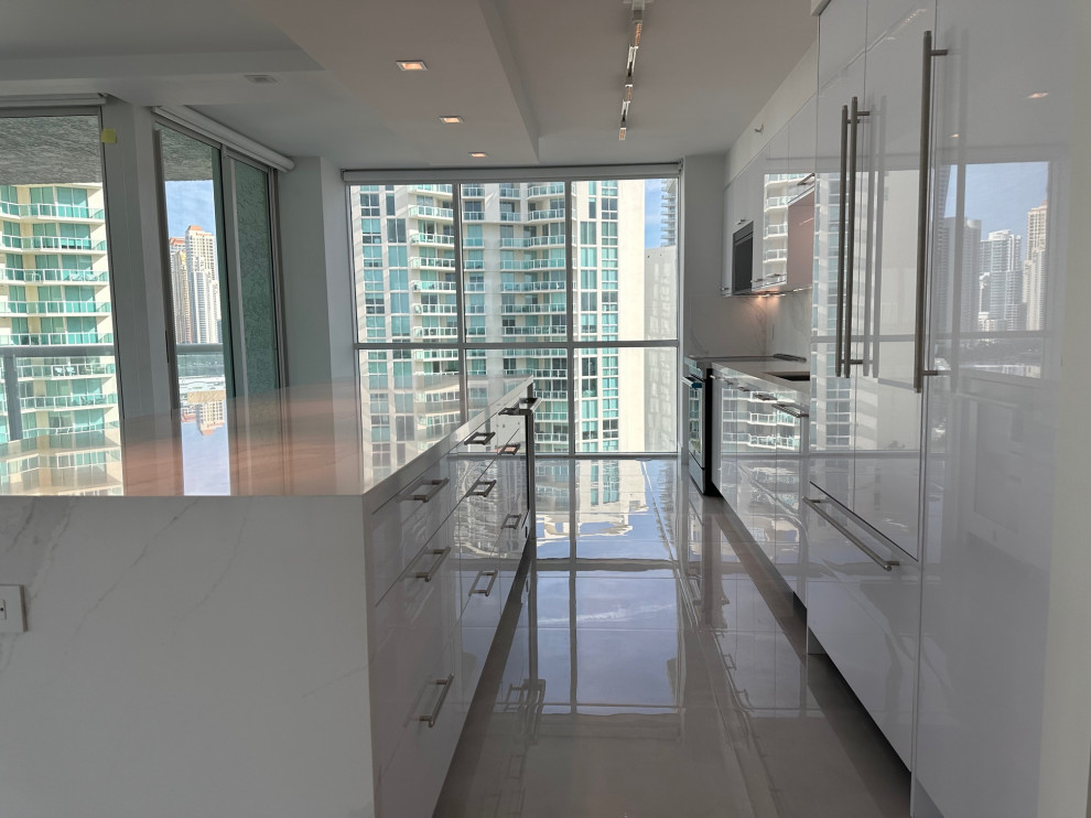 Sunny Isles Beach - 3 Bedroom / 3 Bath full renovation