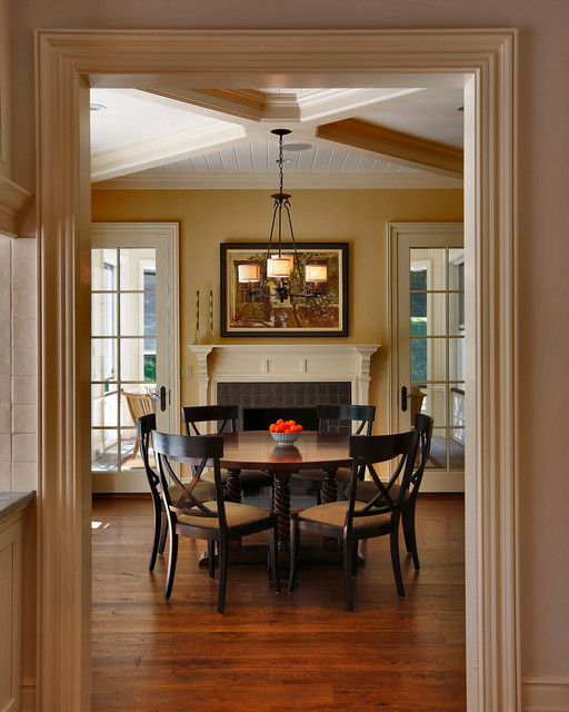 Adams Lane Residence clasico-comedor
