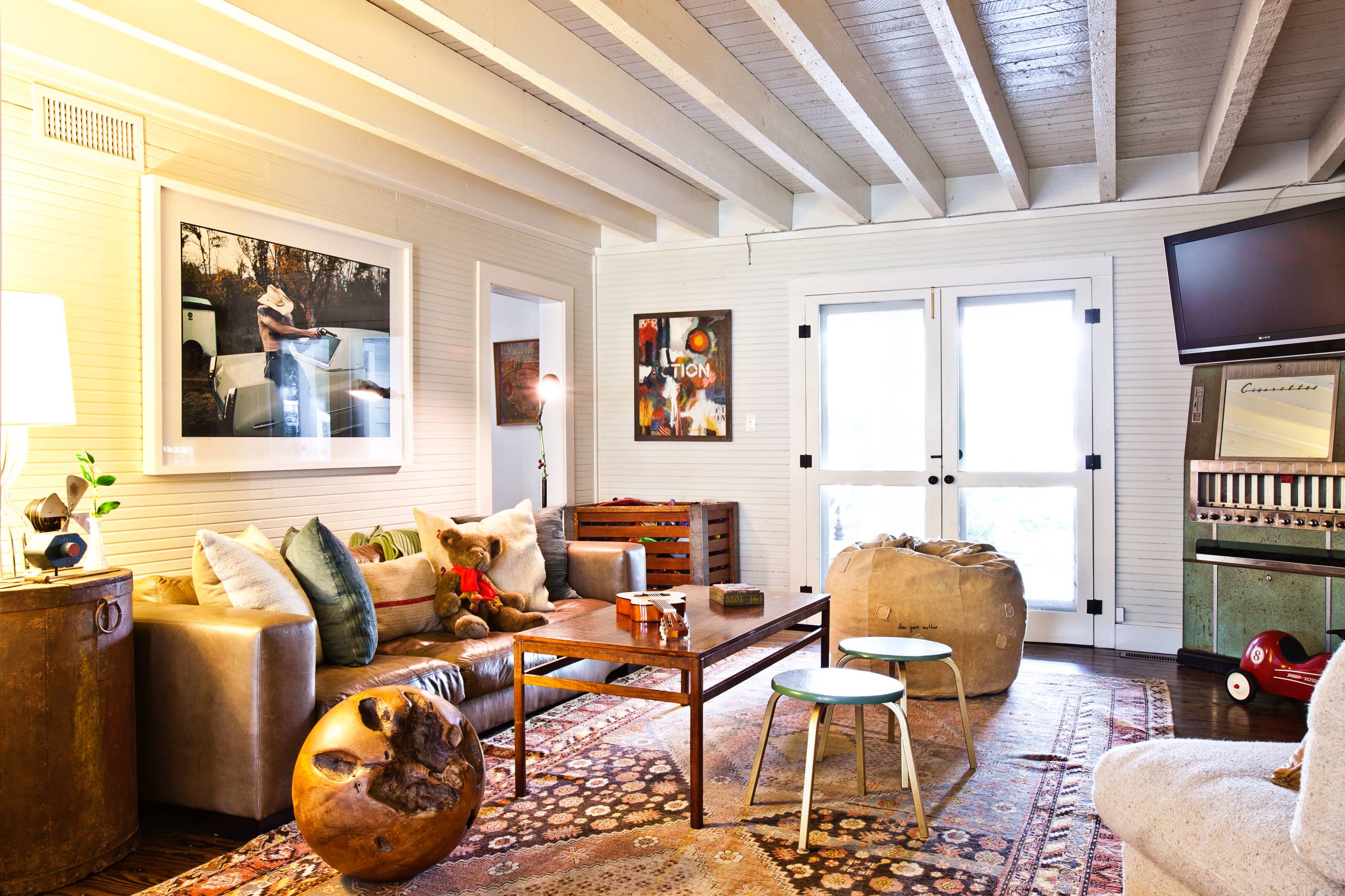 Houzz Tour: A Passion for Pattern in an Island Home, image size:2560x1706