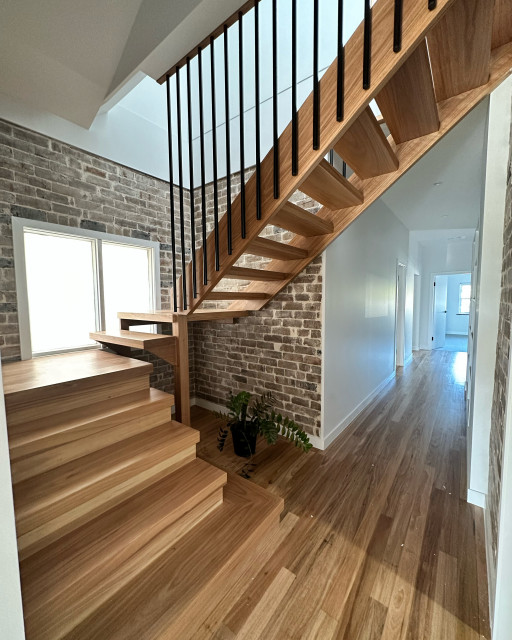 Designer Staircase contemporary-trappa