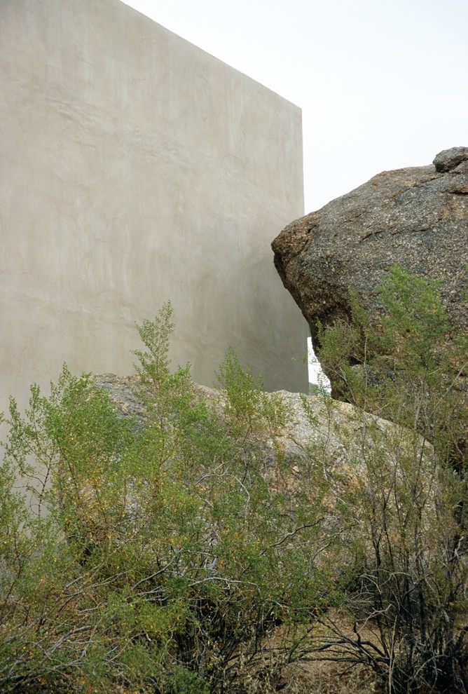 Minimalist exterior home photo in Phoenix