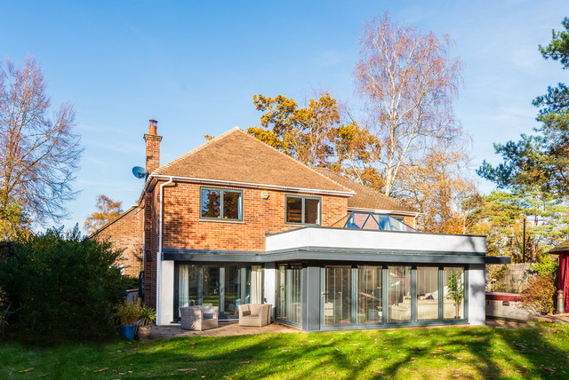 Modern Open Plan Living nyklassisk-fasad