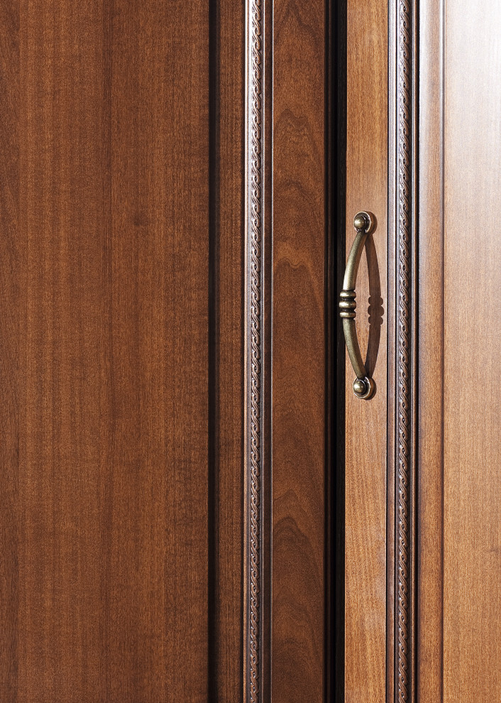 глухая дверка