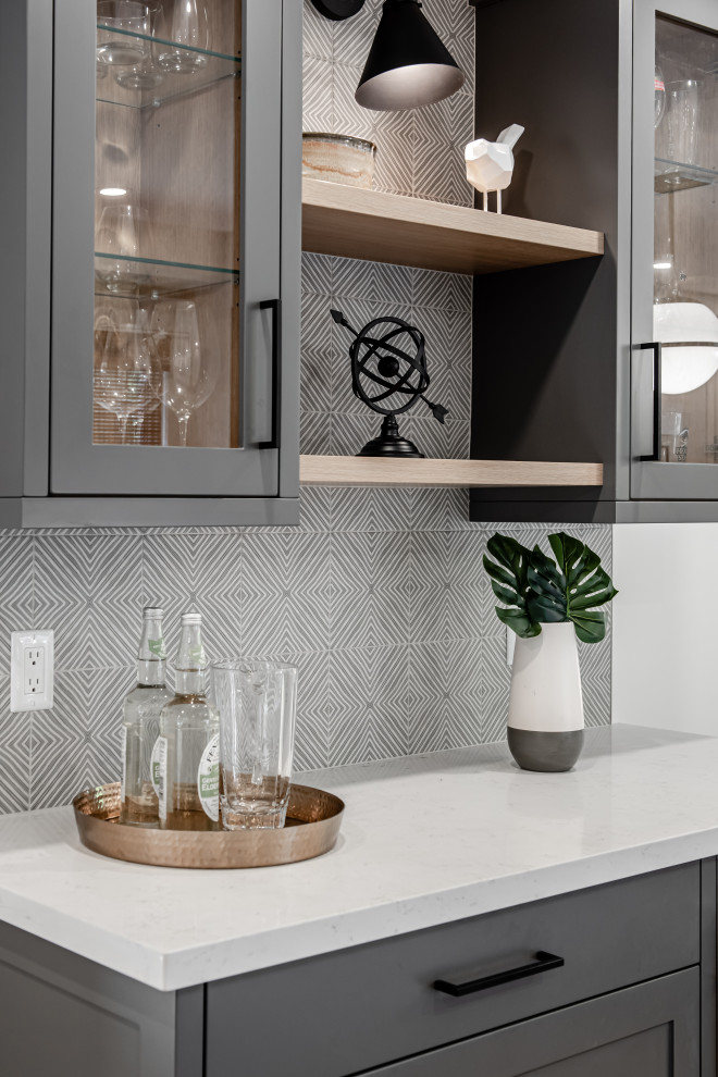 Home design - scandinavian home design idea in Toronto
