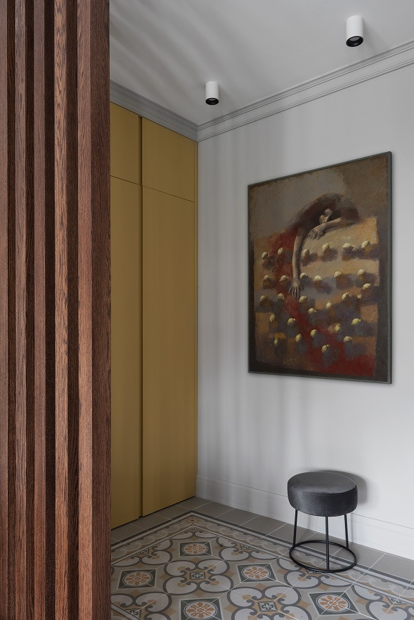 Картины в прихожей