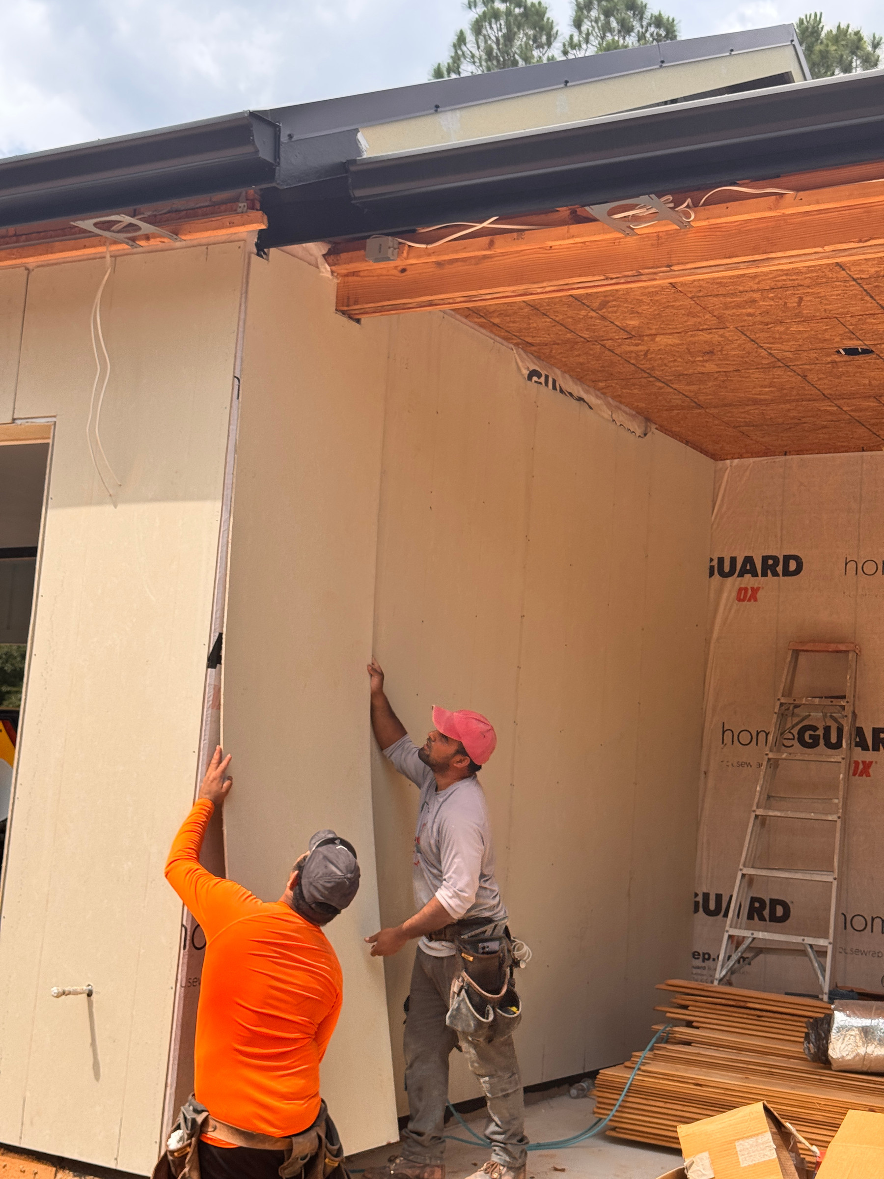 Teamwork during panel installation