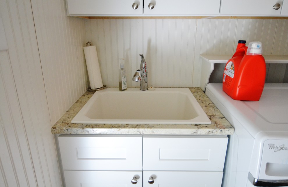 Gilbert office/laundry room