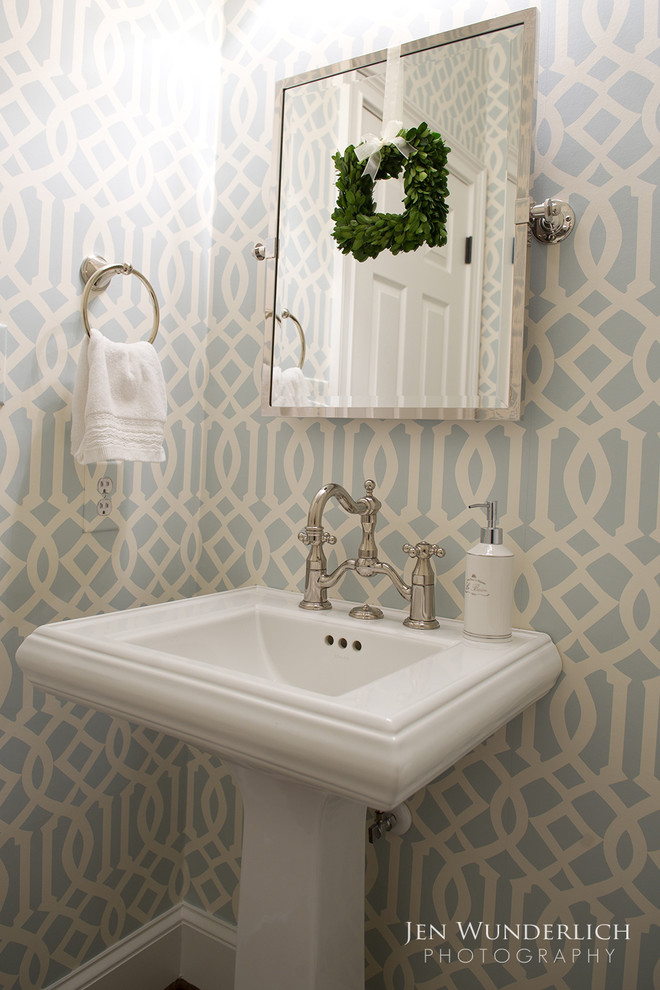 Inspiration for a traditional powder room in Atlanta.