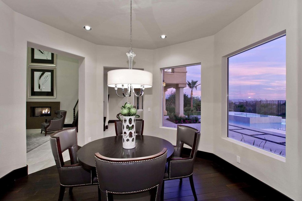 Design ideas for a contemporary dining room in Las Vegas.
