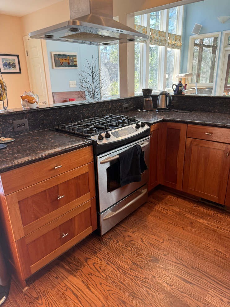 Inspiration for a transitional kitchen remodel in DC Metro