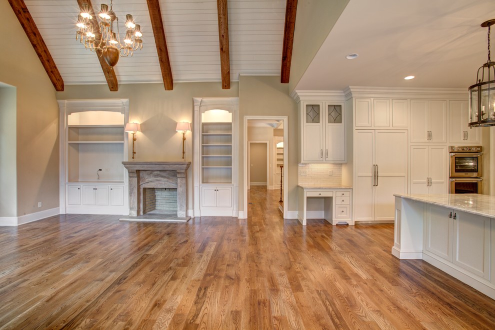 Kitchen - transitional kitchen idea