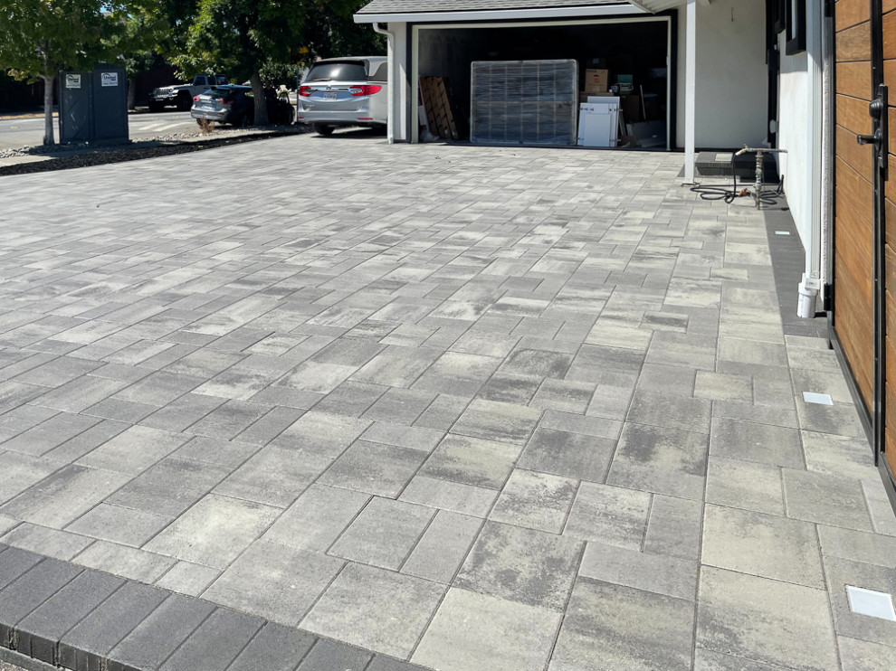 Fremont - Custom Paver Driveway