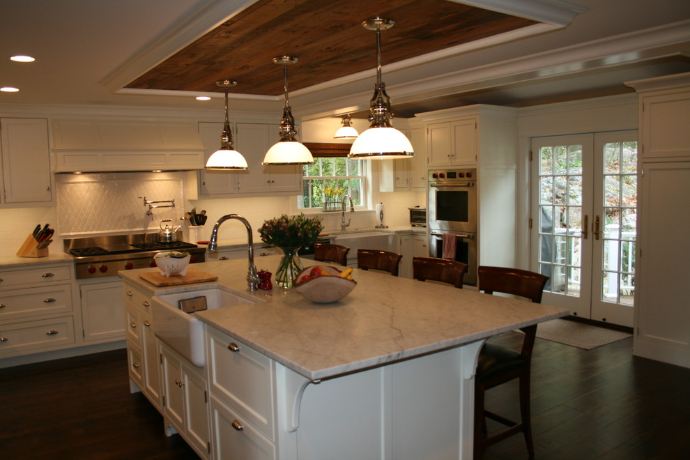 Inspiration for a transitional kitchen remodel in Boston