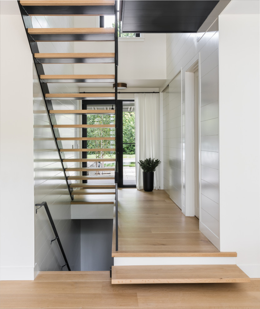 Inspiration for a contemporary staircase remodel in New York