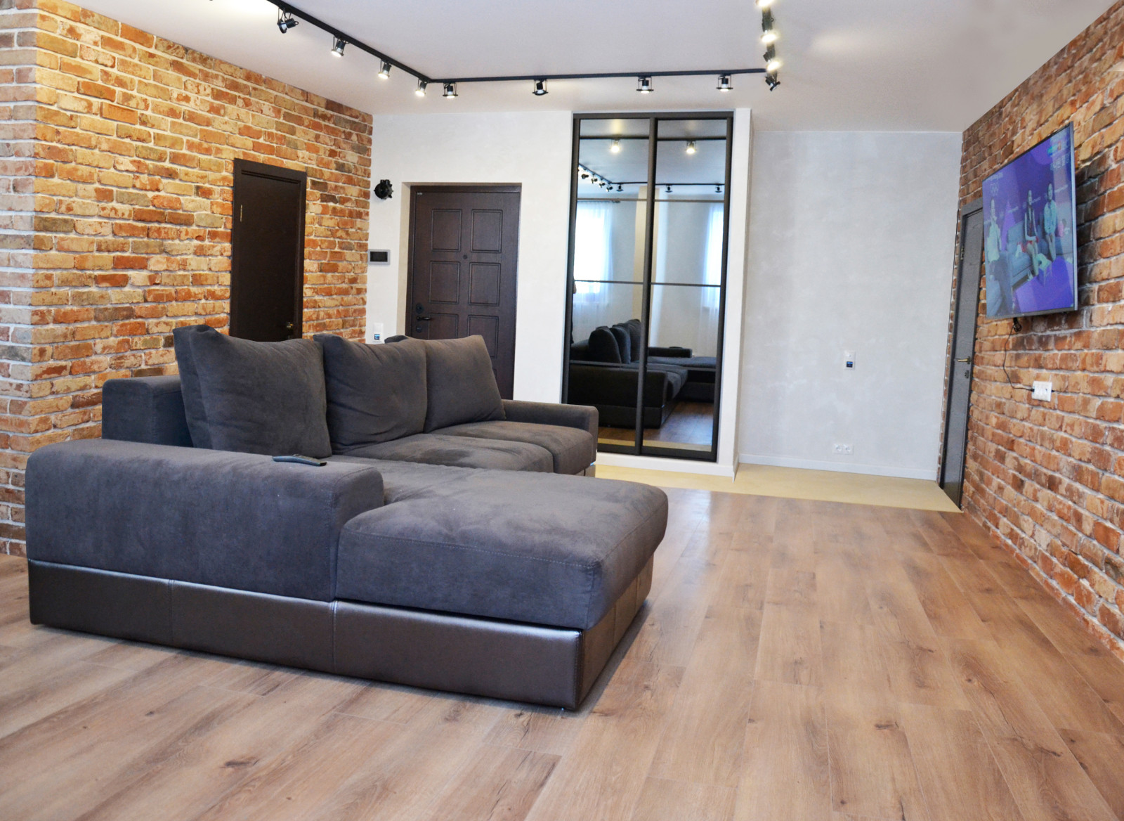 Loft for young family. Лофт для молодой семьи