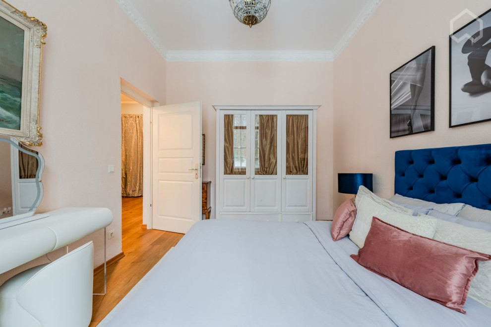 Berlin Light & Legacy – A Victorian Interior Revival
