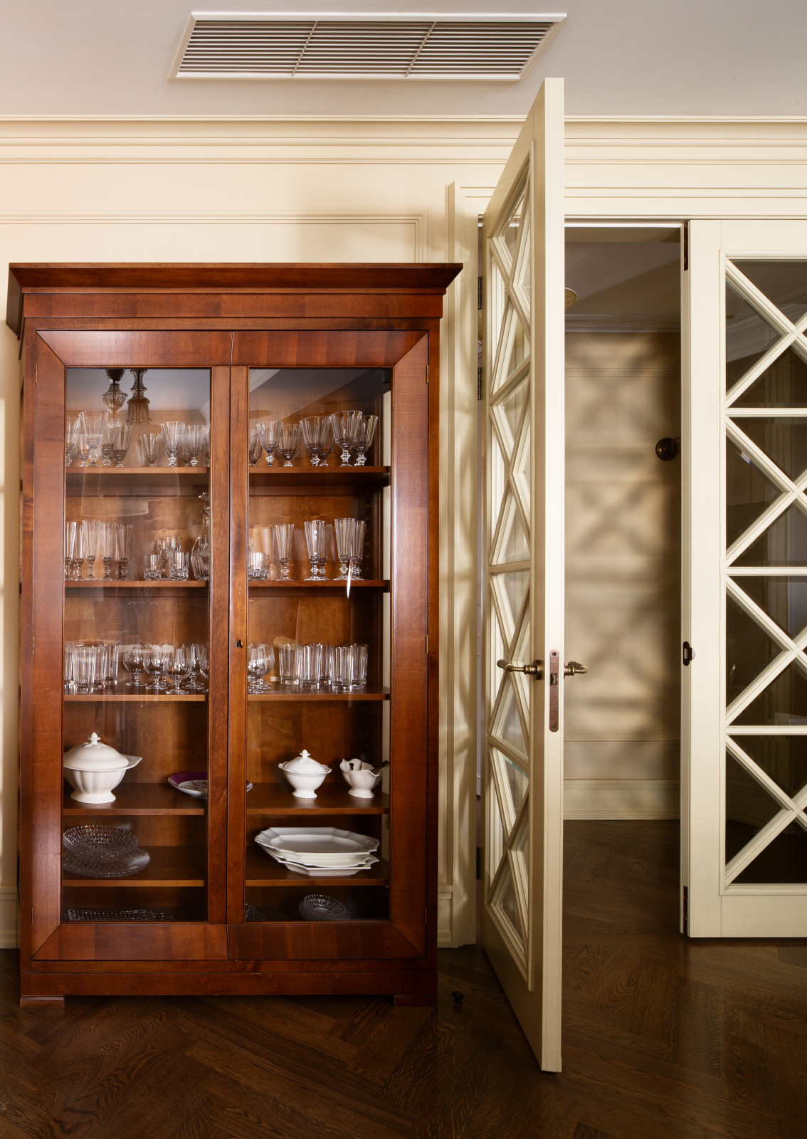 КВАРТИРА В КЛАССИЧЕСКОМ СТИЛЕ