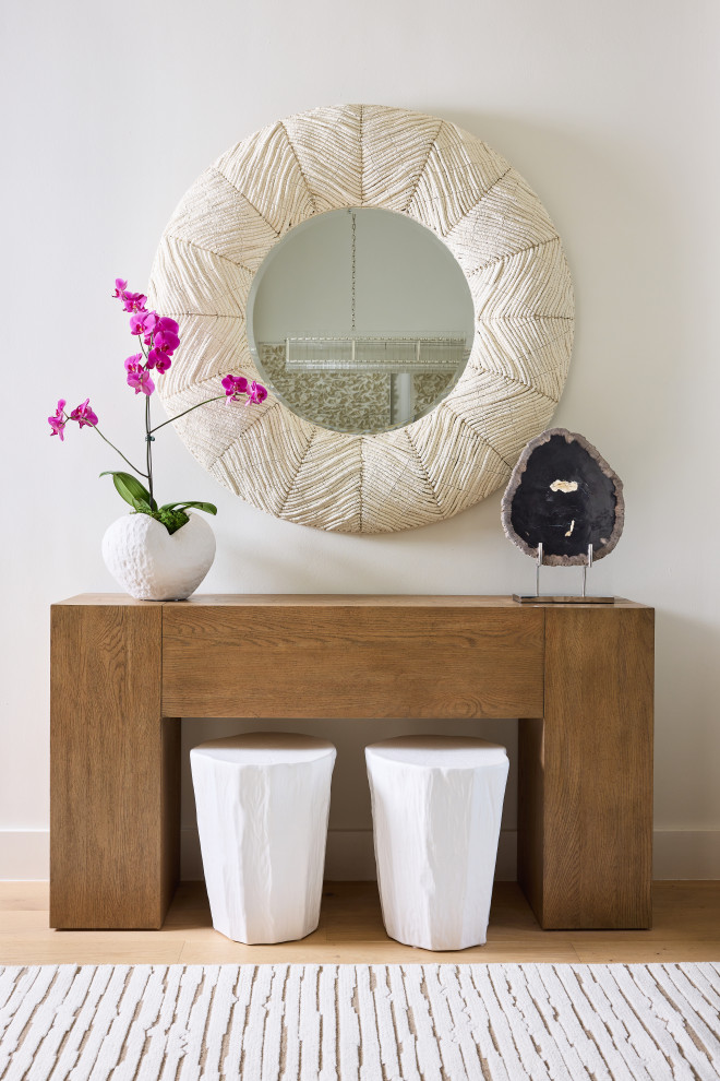 Inspiration for a transitional entryway remodel in Dallas