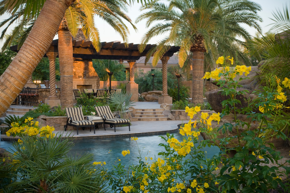 Tropical patio in Phoenix.