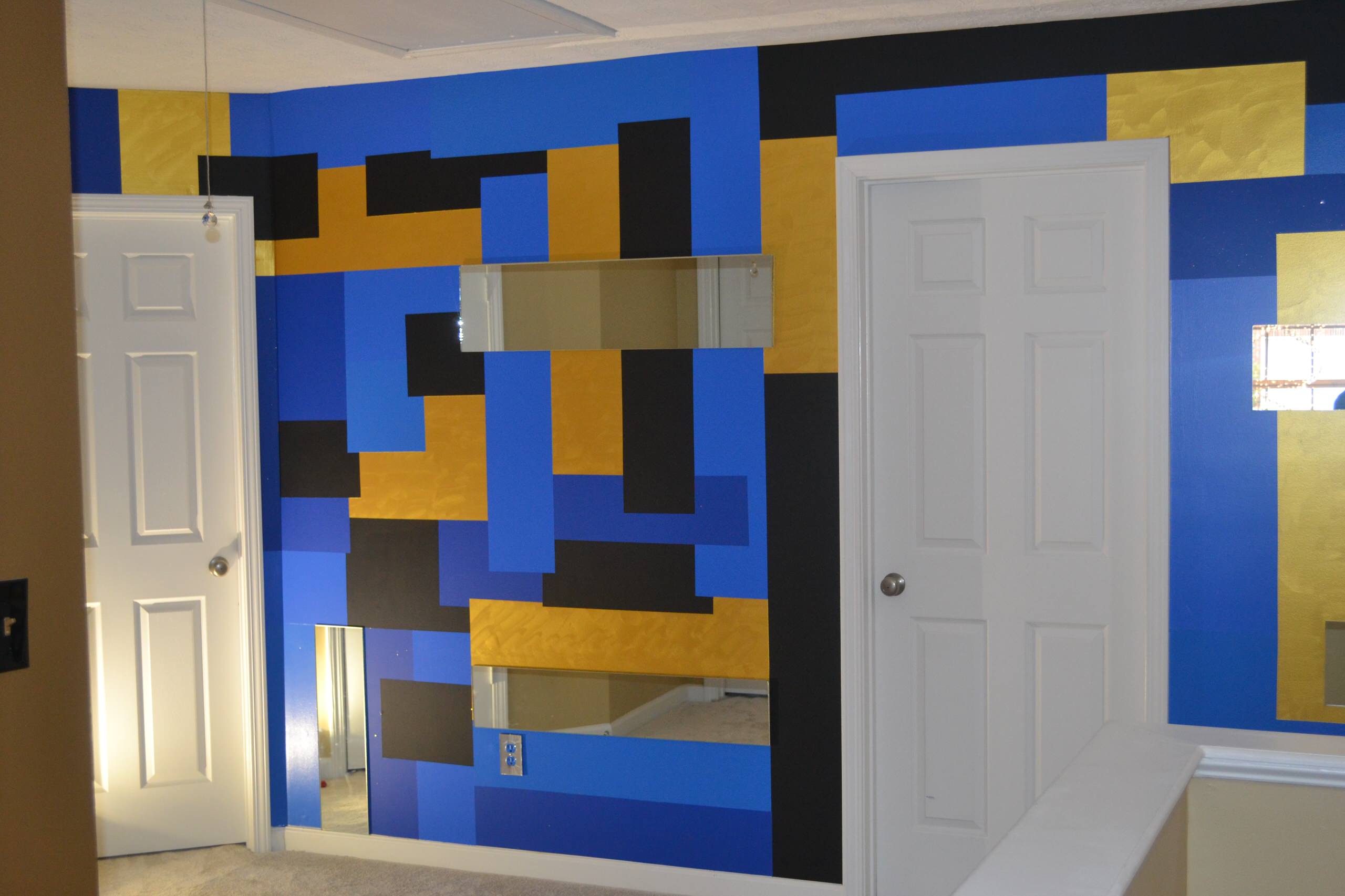 3D Wall w/ Metallic Gold & Mirror Incorporated
