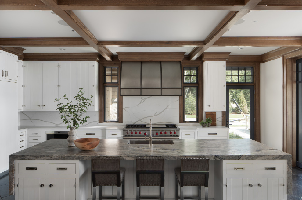 Mountain style kitchen photo in Milwaukee