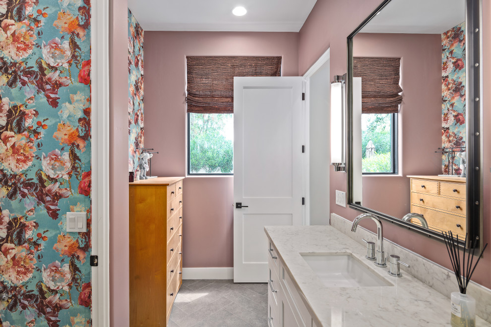 Home design - transitional home design idea in Phoenix