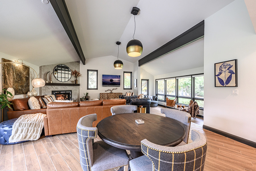 Home design - transitional home design idea