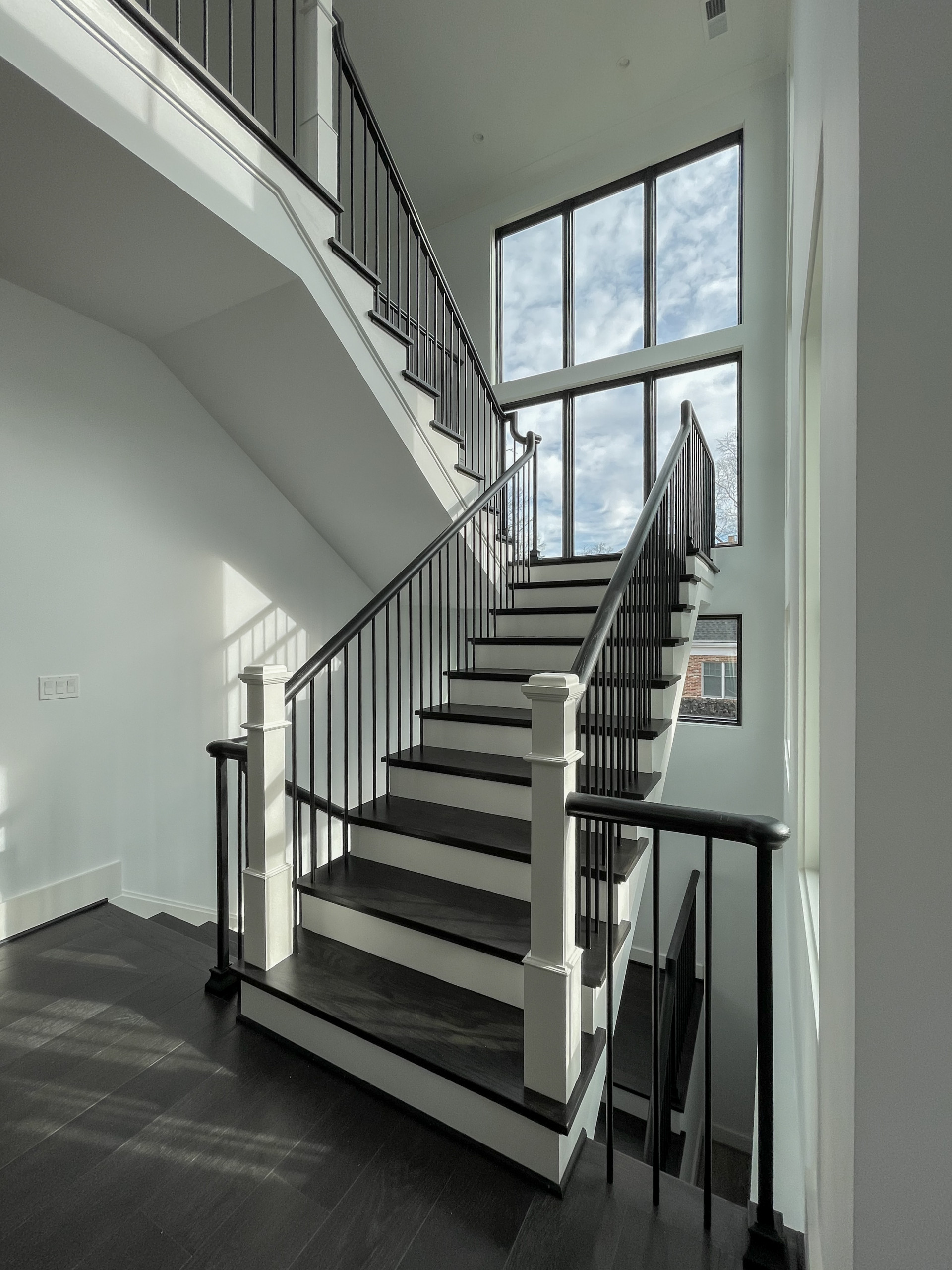 90_Classic Staircase with a Contemporary Twist, McLean VA 22101