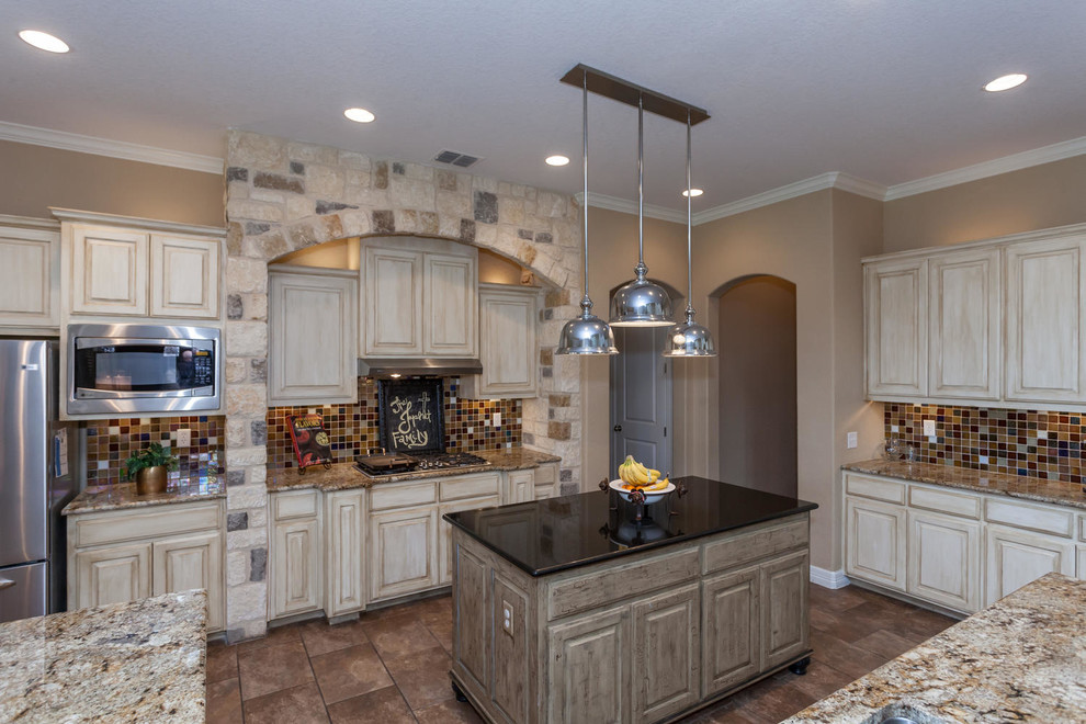 Example of a mountain style kitchen design in Austin