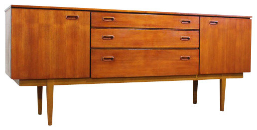 Consigned Long Low Sleek MidCentury Teak Credenza/ Buffet/TV Console by Nathan