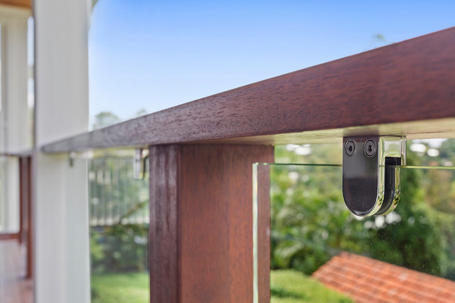 Bramston modern-deck
