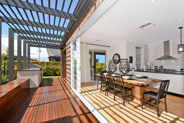 Inspirational Living dining-room
