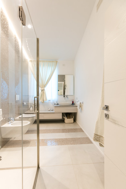 Villa privata - NZEB trendy-lille-badevaerelse