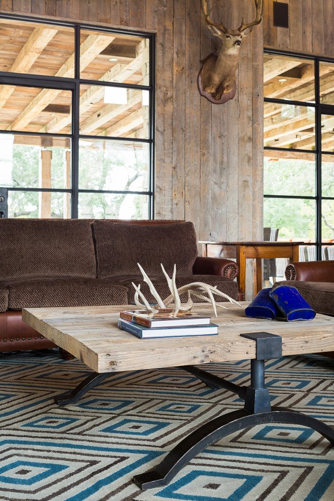 Inspiration for a rustic home design remodel in Austin