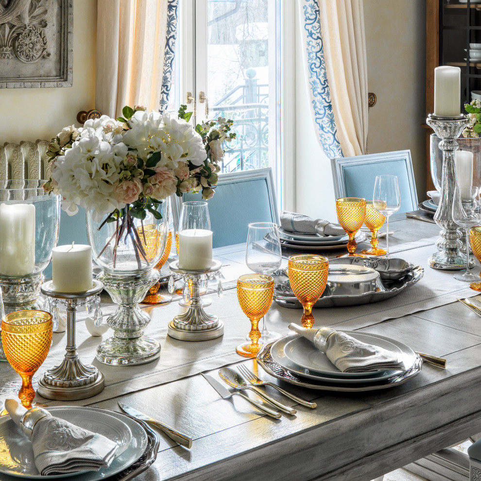 Сервировка стола в загородном доме