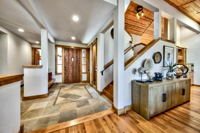Tahoe Residence rustik-entre